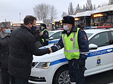 Губернатор Самарской области вручил сотрудникам ГИБДД ключи от новых транспортных средств