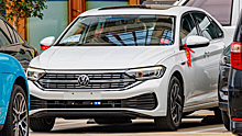 Volkswagen Jetta нового поколения впервые заметили на тестах