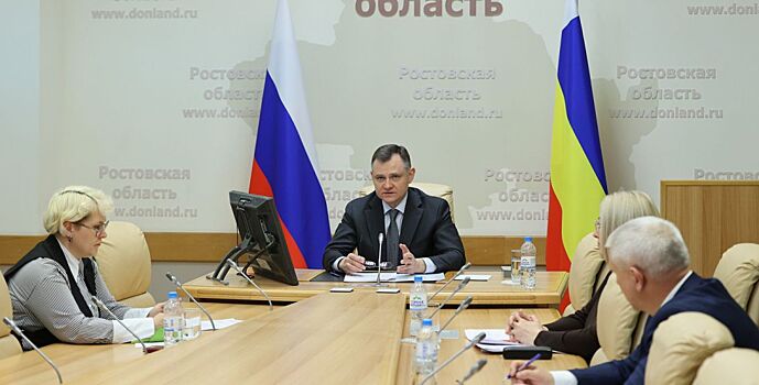Слюсарь поручил усилить контроль за дорожными работами в Ростовской области