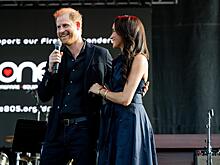 Принц Гарри и Меган Маркл вышли в свет на фоне слухов о разводе: фото