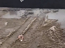 Куряне вновь выкладывают видео, на которых асфальт кладут прямо в снежную кашу