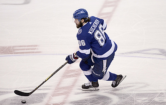Форвард "Тампы" Никита Кучеров стал третьей звездой дня НХЛ