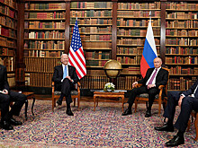 Украинские политологи рассказали о различиях позиций США и России