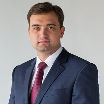 Суд до марта продлил домашний арест советнику губернатора Антону Натарову