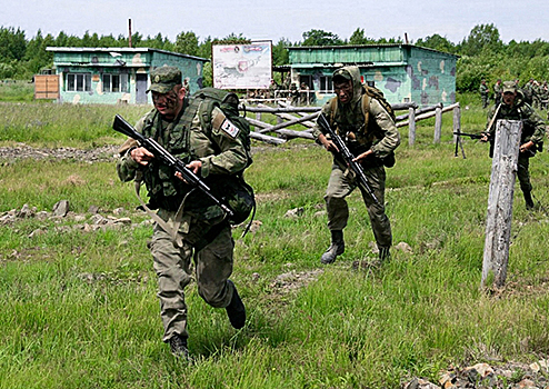 В Псковской области проходят соревнования спецназа «Зелёная тропа»