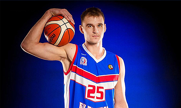 Самый высокий баскетболист России умер в 29 лет