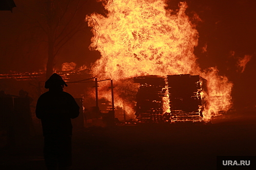 ЕДДС: в Куеде горят несколько домов