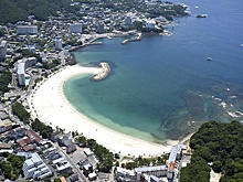 В Японии объявили предупреждение о цунами высотой до трех метров