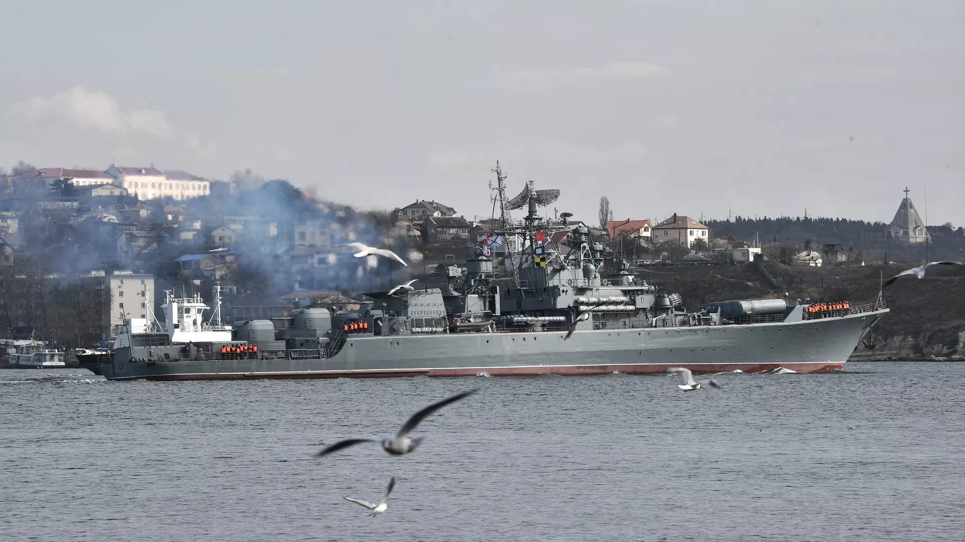 Bloomberg: Индия получит два военных судна из РФ в обход санкций