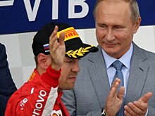 «Тем временем «Хаас» в цветах российского флага»: читатели The Daily Mail об отказе Феттеля ехать в Россию