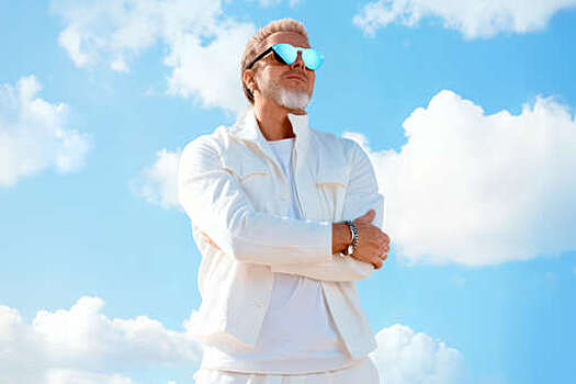 Певец Владимир Пресняков выступит с масштабным концертом 28 марта в Москве