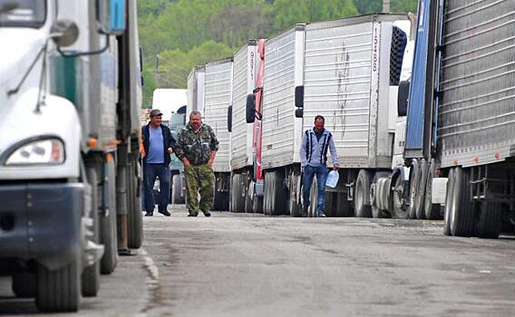 Дальнобойщики взбунтовались: «Это несправедливо. Пустой еду, а рамка показывает превышение»