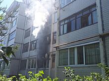 В Наро-Фоминске очевидцы сняли на видео горящий балкон пятиэтажки