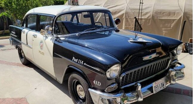 Псевдо-полицейский Chevrolet продали на аукционе за 31,5 тысяси долл