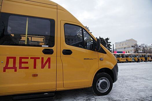 В Челябинской области 22 муниципалитета получили 33 школьных автобуса