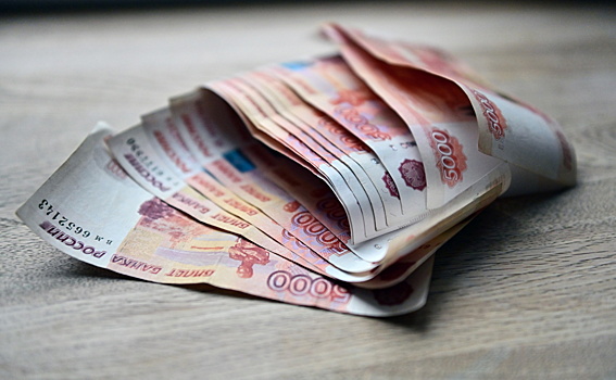 «Ведомости»: банки медлят с повышением ставок по вкладам