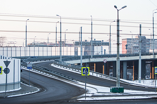 Мэрия потратит около 3 млн рублей на километровый забор вдоль Московского проспекта