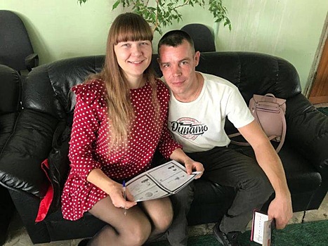 Еще одна нижегородская пара поженилась в Клинцах Брянской области