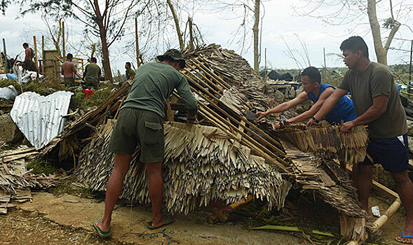 Reuters: на Филиппинах семь человек погибли из-за тайфуна "Юйту"