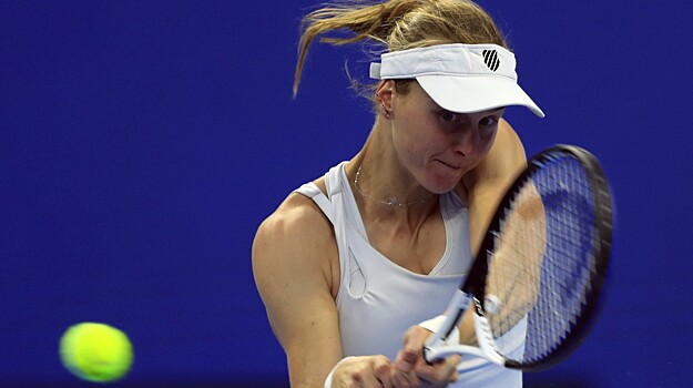 Людмила Самсонова потерпела поражение в 1-м круге турнира WTA-1000 в Дохе