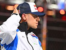 Гонщик Racing Bulls вылетел с трассы во время обкатки нового болида