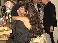 Белла Хадид показала интимный момент на фото с возлюбленным