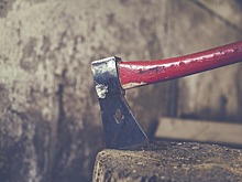 Убившему собутыльника топором не дали выйти из тюрьмы раньше времени