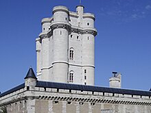 Во Франции россиянам закрыли доступ в Венсенский замок