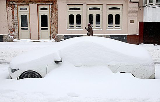 "Снежный апокалипсис". Последствия снегопада в Москве глазами пользователей соцсетей