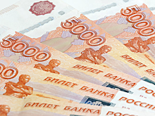 Суд взыскал 300 тысяч с компании за травму сотрудницы на складе в Новосибирске