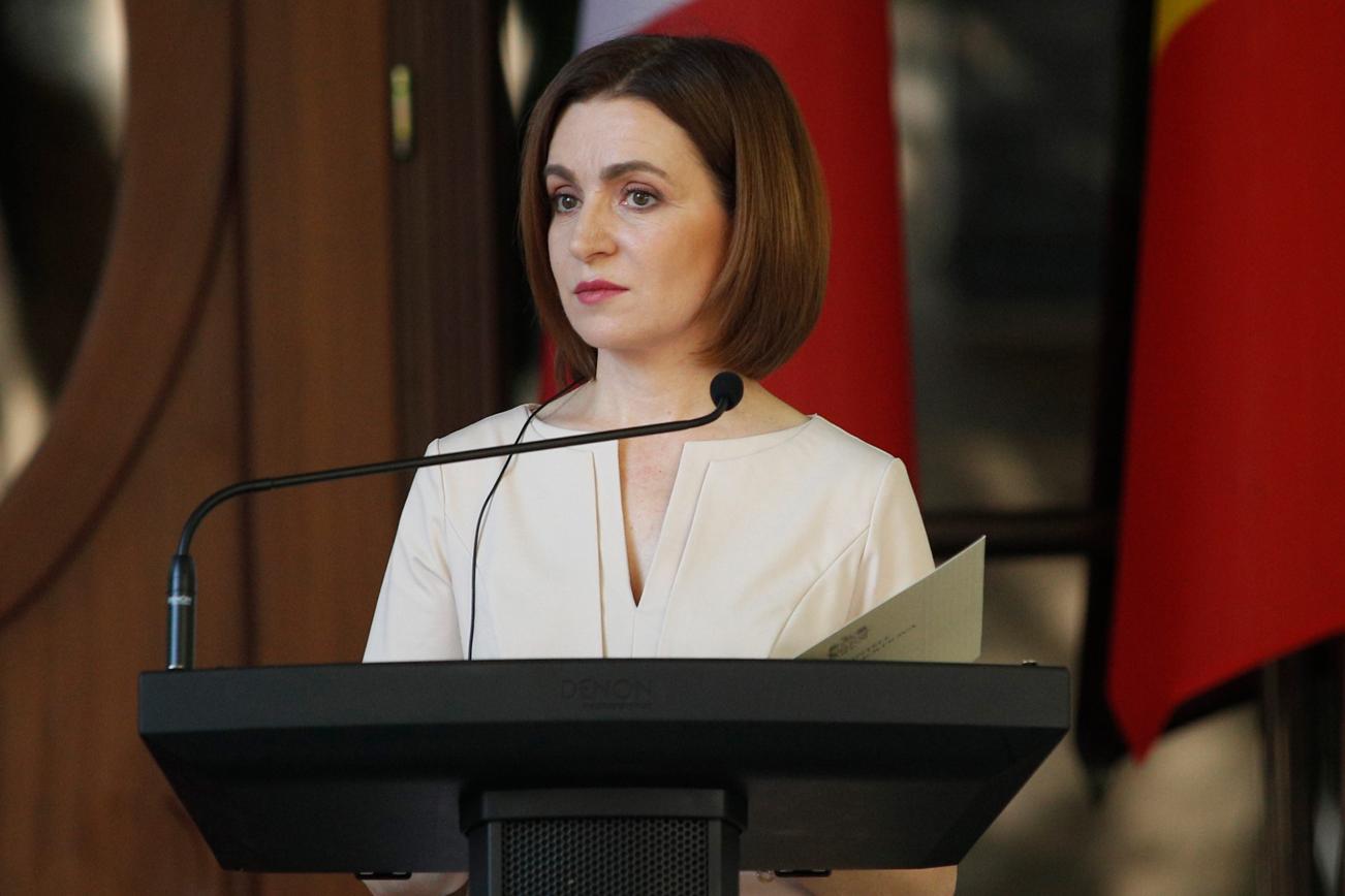 Додон объяснил, почему Санду вернула гражданство экс-главе Румынии Бэсеску