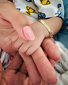 23-летняя звезда фильма «Русалочка» Холли Бейли родила сына: первое фото малыша