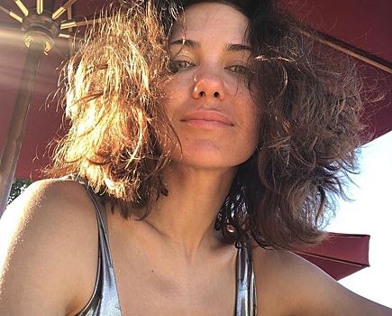 «Так много тепла»: Екатерина Климова поблагодарила фанатов за поздравления новой пляжной фотосессией