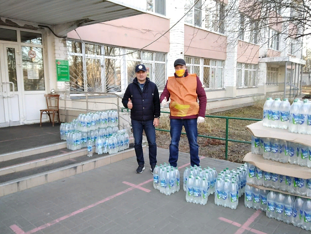 Нижегородские волонтеры #МыВместе активно помогают врачам