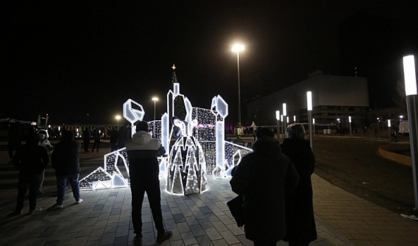 Светодиодные фигуры к Новому году в Волгограде сделают местные мастера