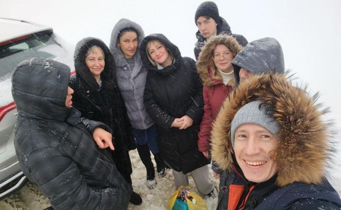 «Коммунисты своих не бросают»: Алтайский депутат и ее помощница вышли на свободу и готовы работать