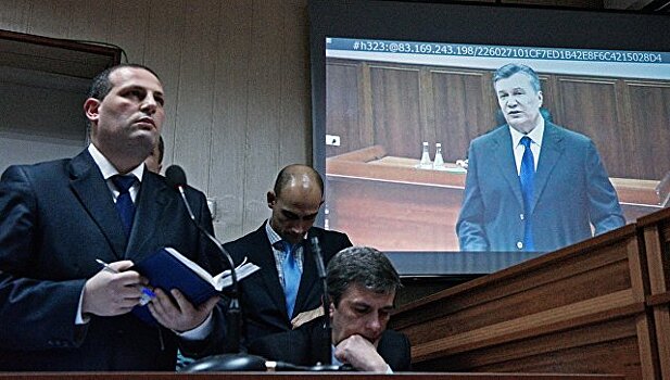 Суд не предоставил время адвокату Януковича для согласования позиции защиты