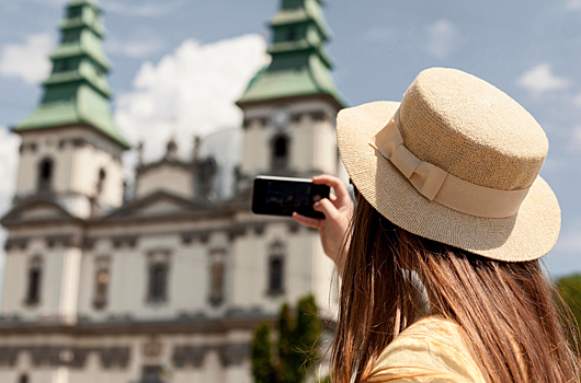 Пакуем чемоданы: заграничные туры подешевели на 8% в Новосибирской области