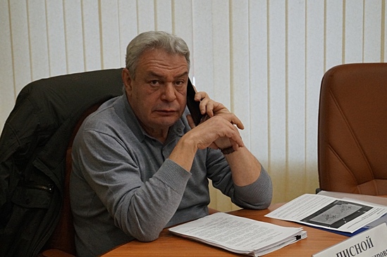 Депутат предложил не исполнить федеральное законодательство и распустить облдуму