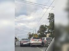 В Курске при странных обстоятельствах столкнулись три машины