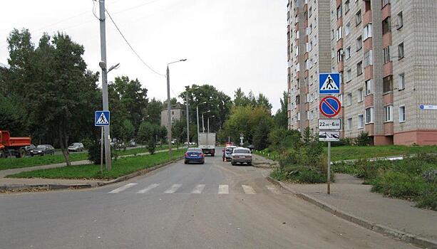 В Кирове неизвестный водитель наехал на пешехода и скрылся с места ДТП