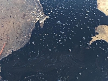 На Сахалине в порту Невельска произошёл разлив нефтепродуктов