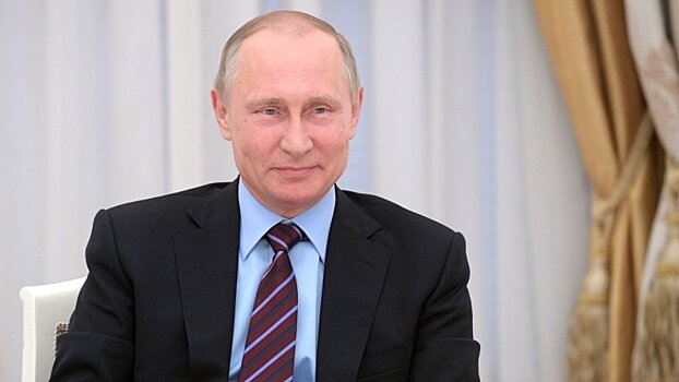 Песков: Стоун отказался "резать" фильм про Путина