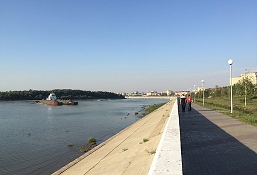 В Омске на Иртышской набережной отремонтируют лестницу за 6 миллионов