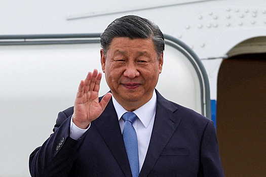 Си Цзиньпин провел совещание по ускорению развития западного региона Китая в новую эпоху
