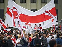 Колонны протестующих движутся в центр Минска