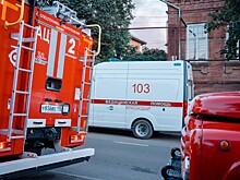 Подробности ночного пожара на парковке Краснодара: водитель Lada в больнице