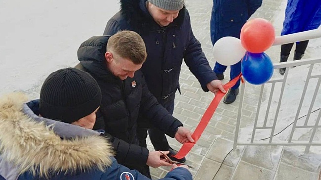 Семьи работников космодрома Восточный получили новые квартиры