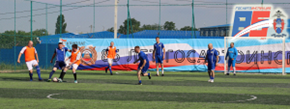 В МВД по Республике Крым стартовал турнир по мини-футболу, посвященный 85-летию Госавтоинспекции