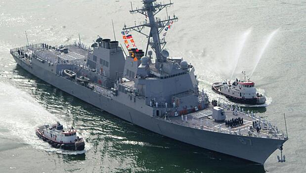 Эсминец США вошел в Персидский залив